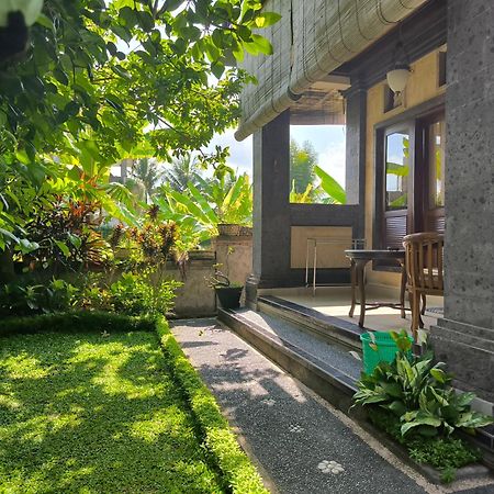 Three Dewi'S Guest House Ubud Habitación foto